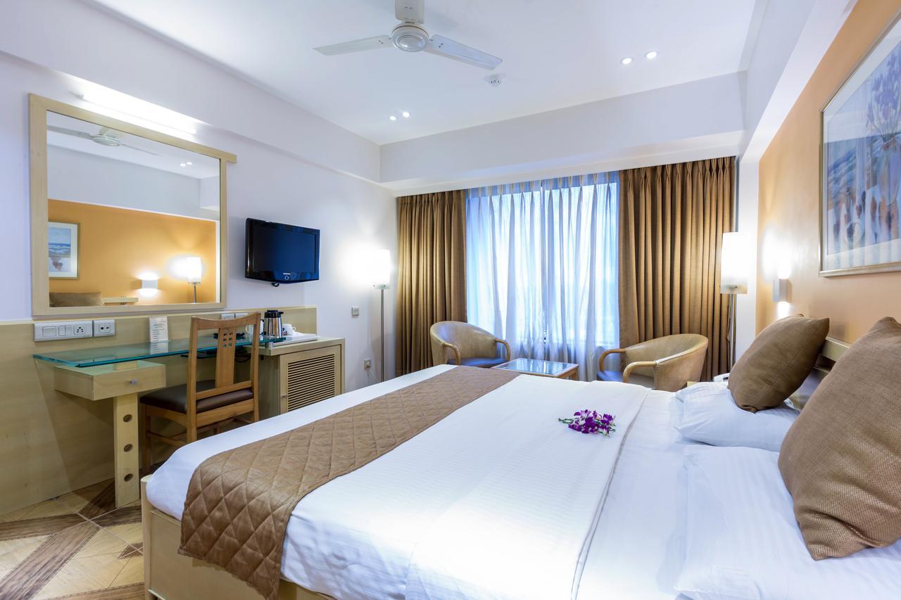 The Royal Orchid Hotel, Chembur Мумбаи Экстерьер фото